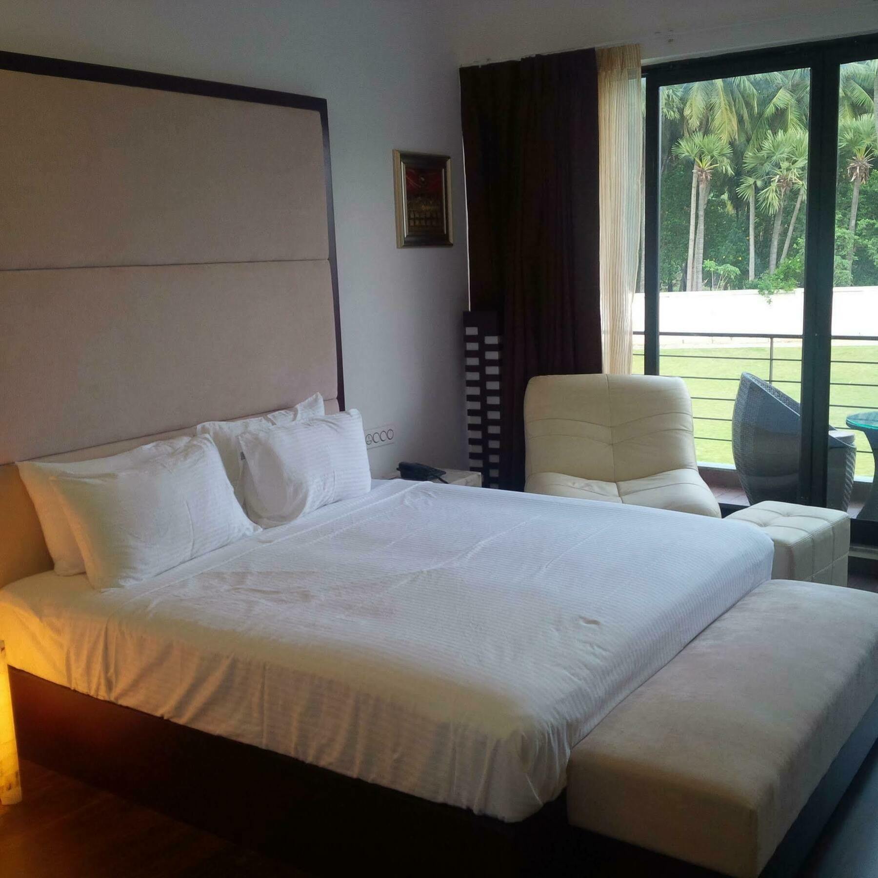 Anora Beach Resort Mahabalipuram Kuvattur Exterior photo